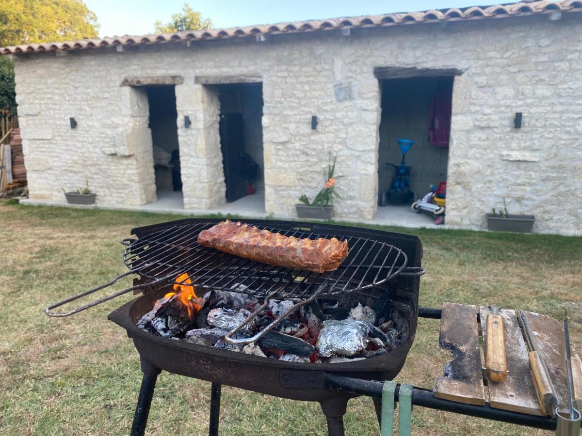Le Grenier - Gite De Charme La Rochelle Saint-Medard-d'Aunis Esterno foto